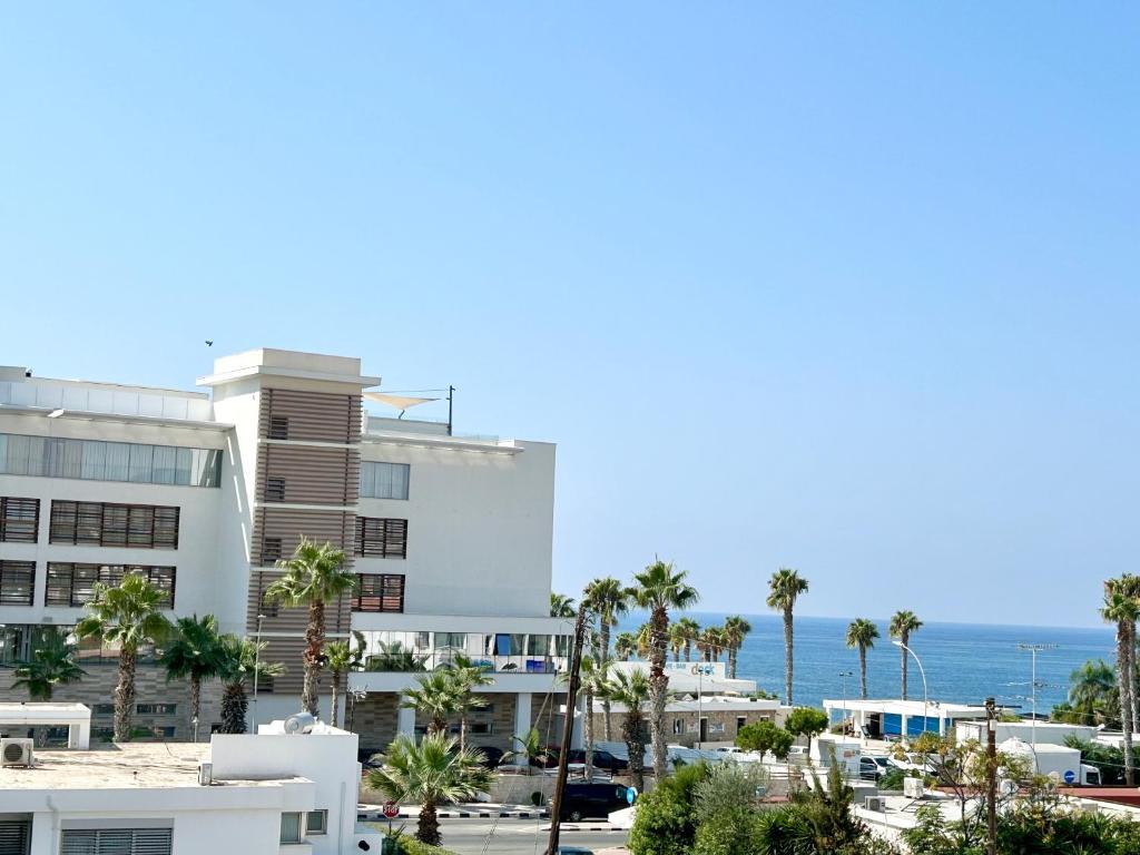 SUN JULZ Apartments on the Beach 8
