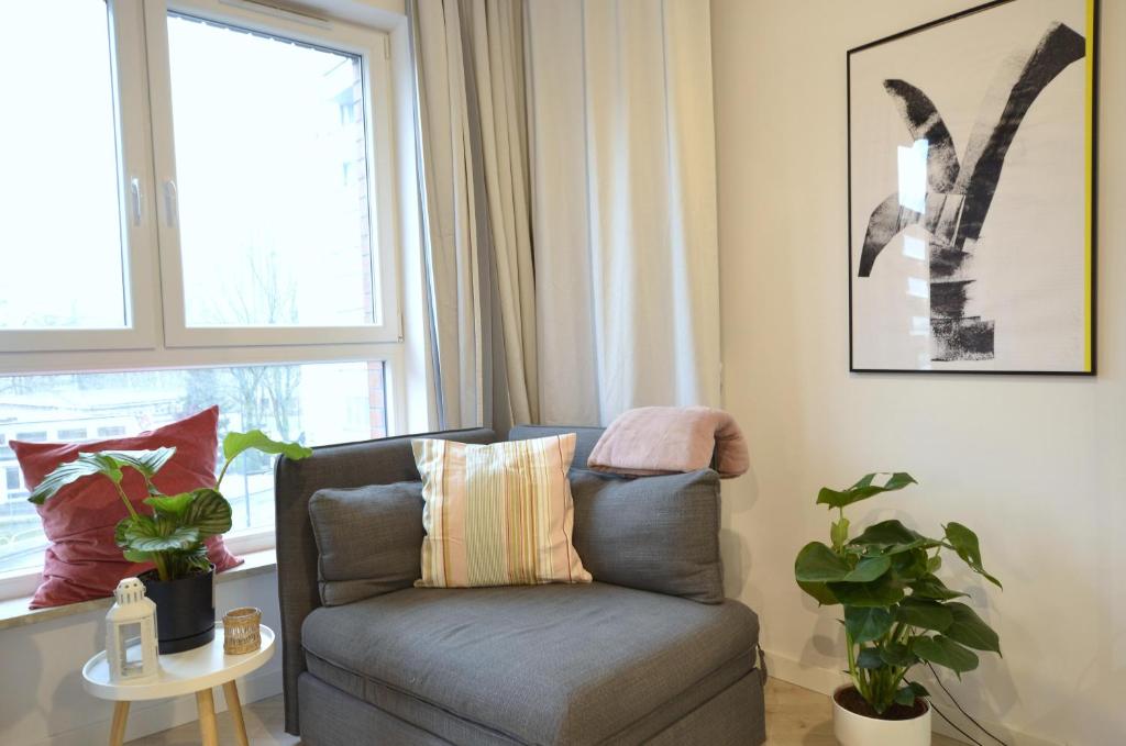 Private parking, secure building - Central apartments Old Town & Main Station 7