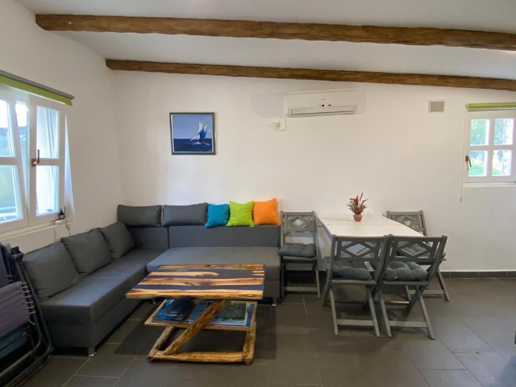 Holiday Home Ruby 5