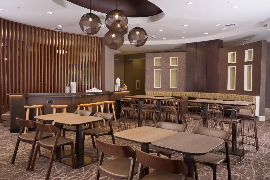 SpringHill Suites Orlando Airport Image