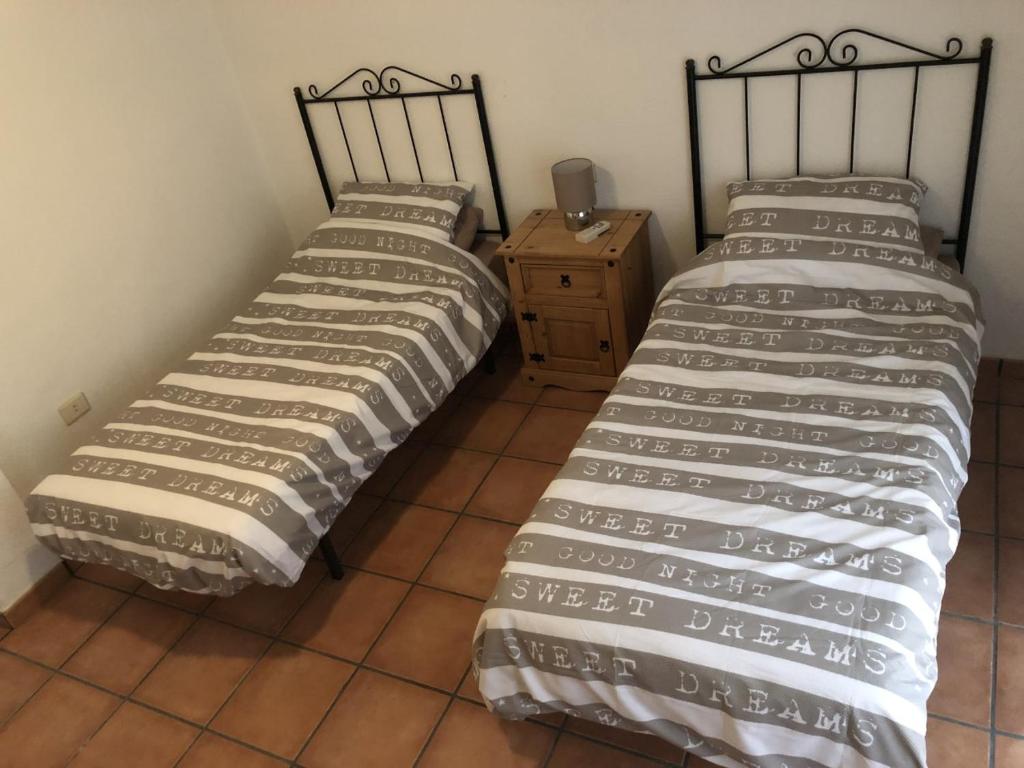 Puerto de Mazarrón Large House with Roof Terrace & Sea Views-5 Guests have 3 Bedrooms & 1 to 4 Guests have 2 Bedrooms 7