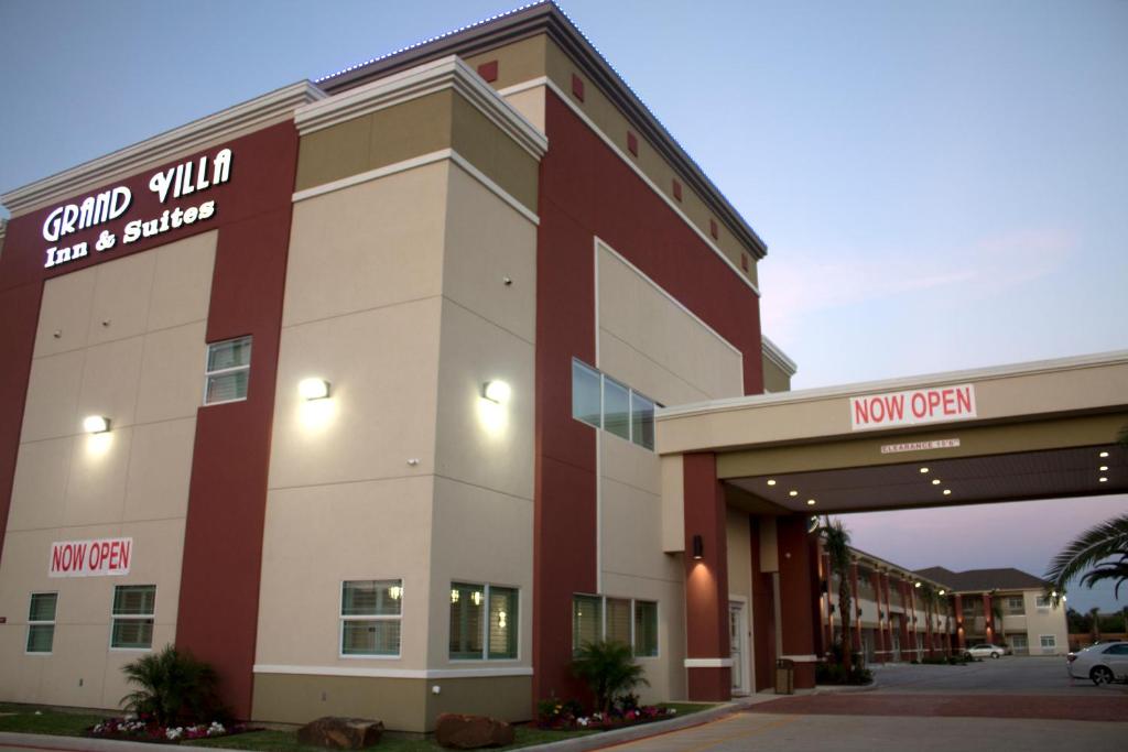Grand Villa Inn and Suites Westchase/Chinatown Image