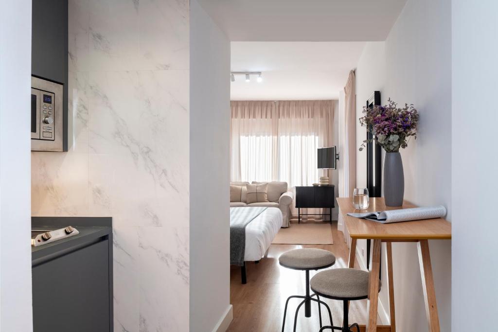 Salado Suites Apartments 8