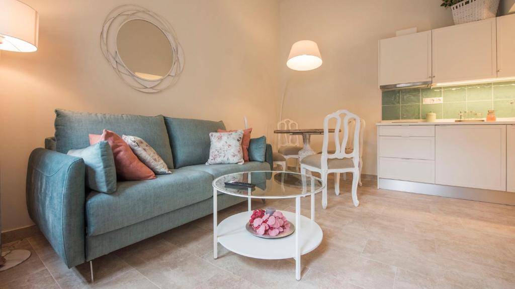 Apartamentos Florinda de la Cava Toledo - 6 8
