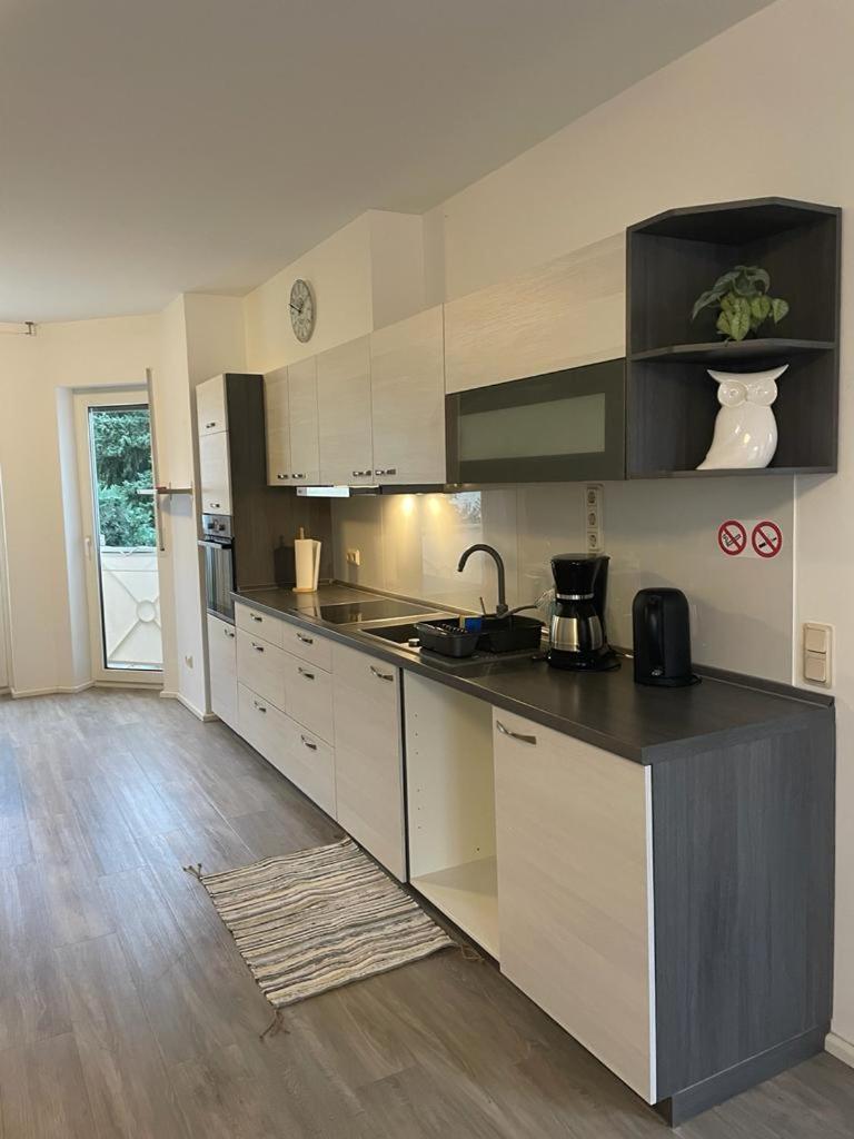 Zimmer Frei 4 4