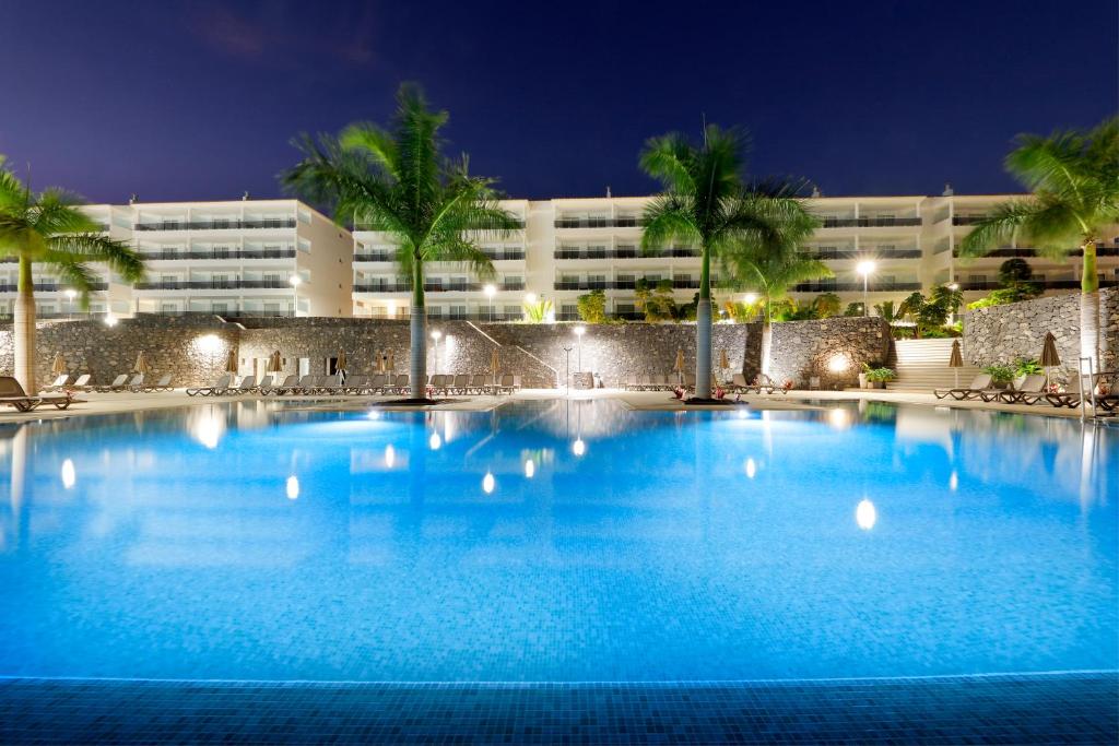 Marinell Collection Palm-Mar 8
