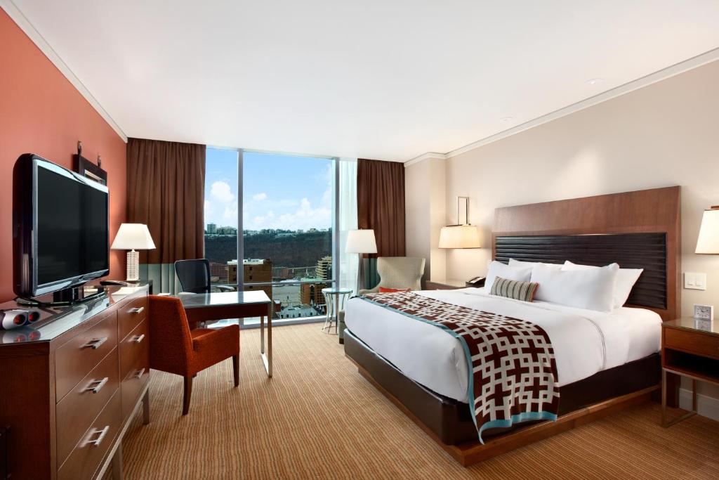 Fairmont Pittsburgh Image