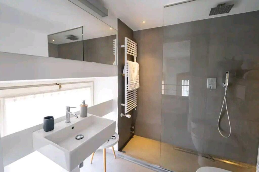 Loft Luxury - Piazza Castello Porta Susa 3