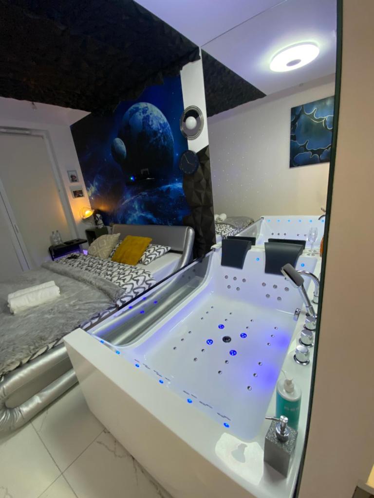 JACUZZI & SAUNA Apartament Warszawa Mokotów 8