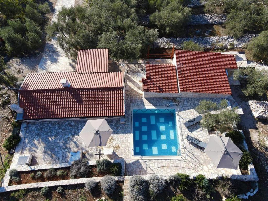 Stone House Lozica 6