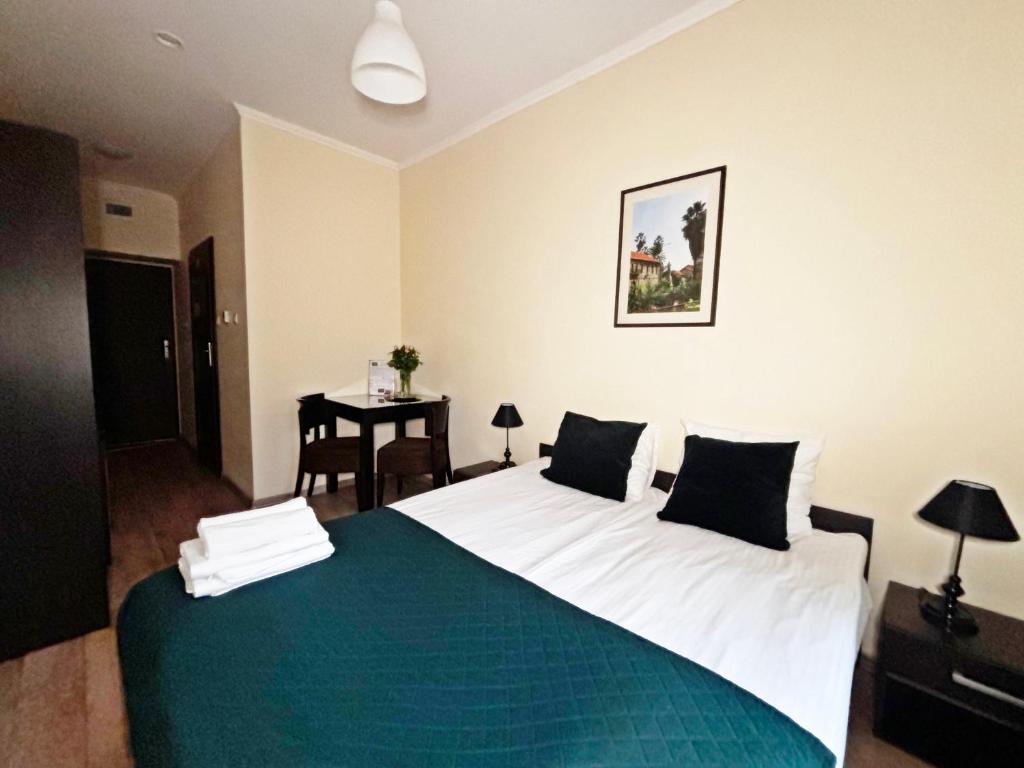 BedRooms Piotrkowska 64 7