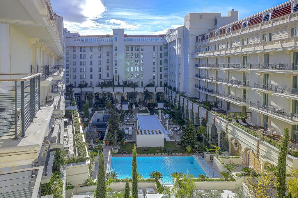Carlton Riviera Cannes 3