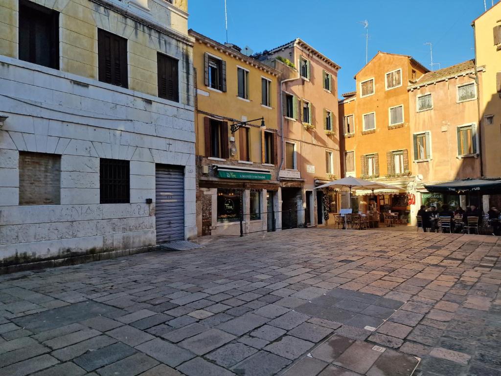 Veneziacentopercento La Forcola Apartment, next to Rialto bridge 6