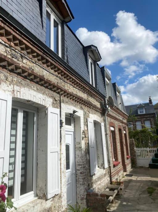 Yport, maison de pêcheur avec jolie terrasse. 6