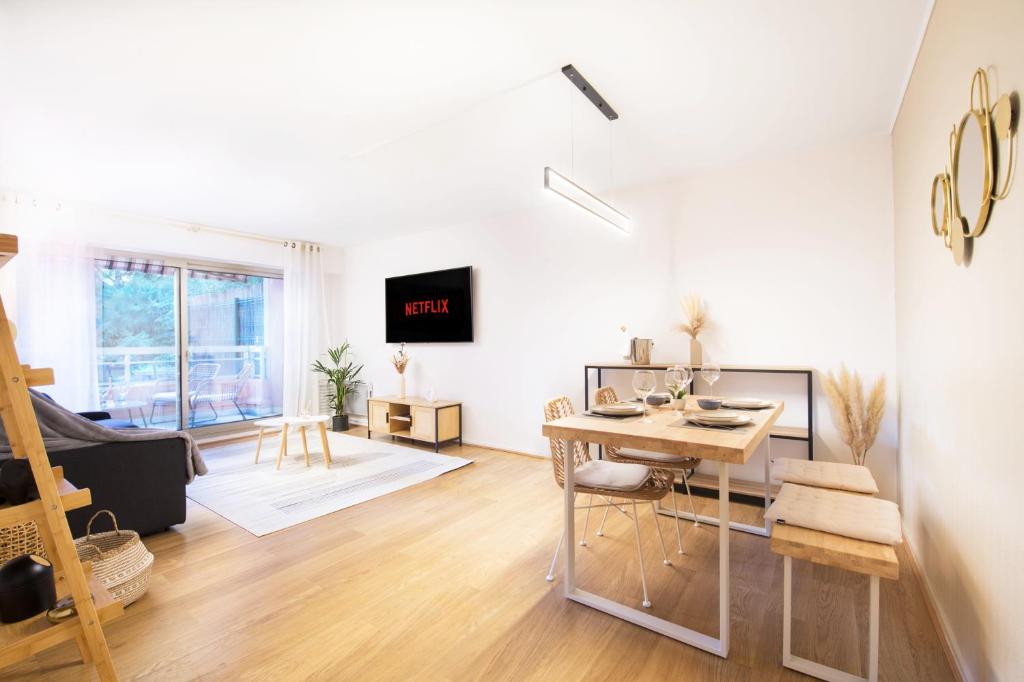 Appartement moderne - Terrasse - Parking - BM 5
