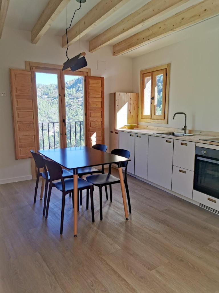 Cara Norte , Casa Rural-Castillo de Villamalefa 4