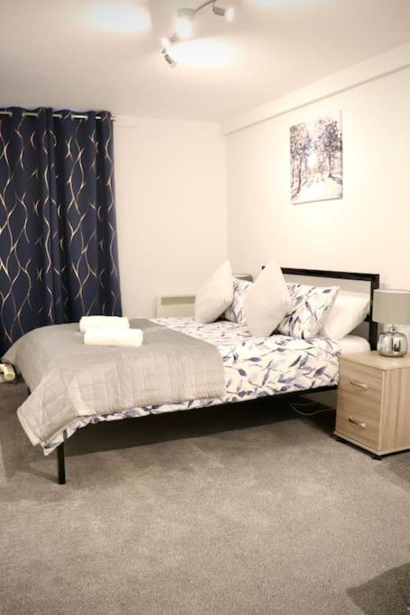 Priory Studio- New apartment inside the city walls 6