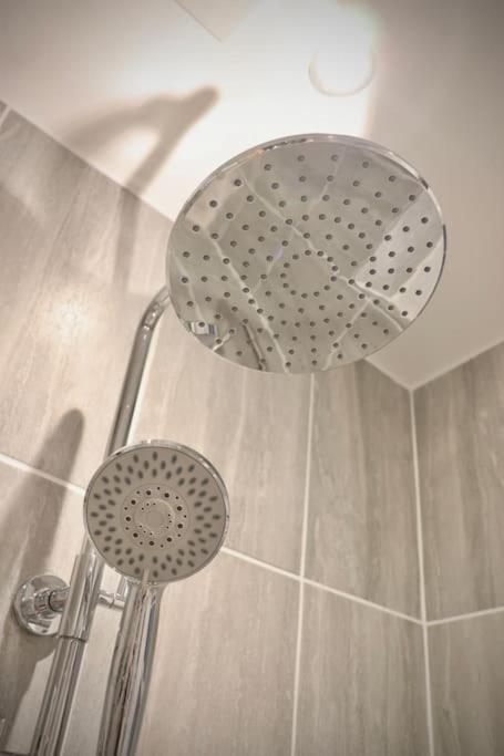 Priory Studio- New apartment inside the city walls 3