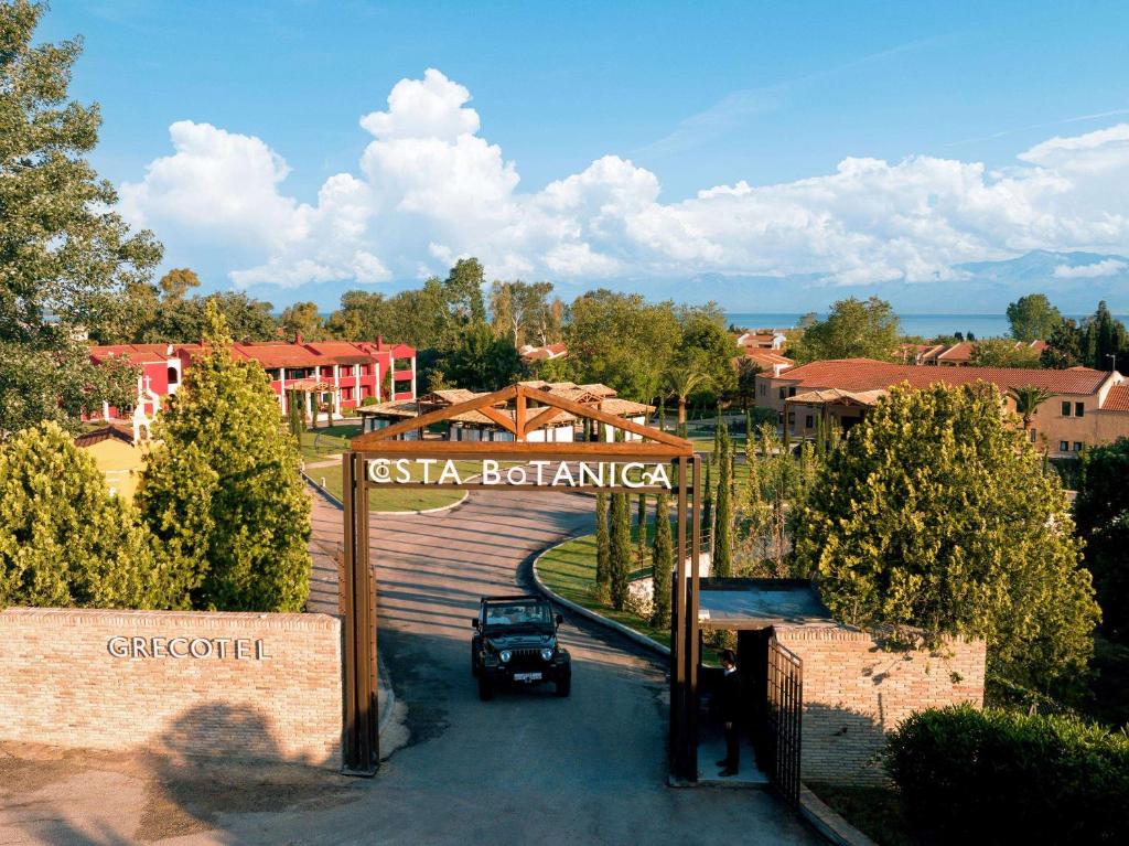 Grecotel LUXME Costa Botanica 5
