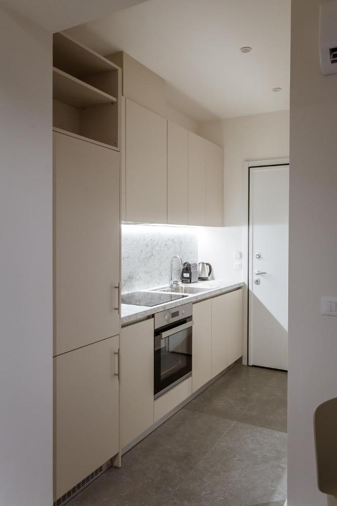 Luxury Apartments Of Colossus 5