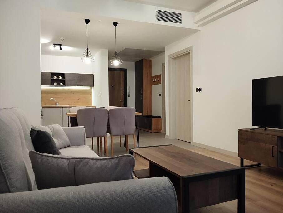 Cevahir Sky city Happy Apartment Skopje 6