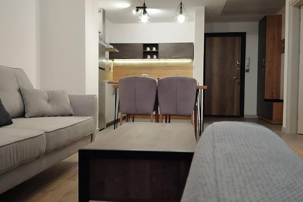 Cevahir Sky city Happy Apartment Skopje 8