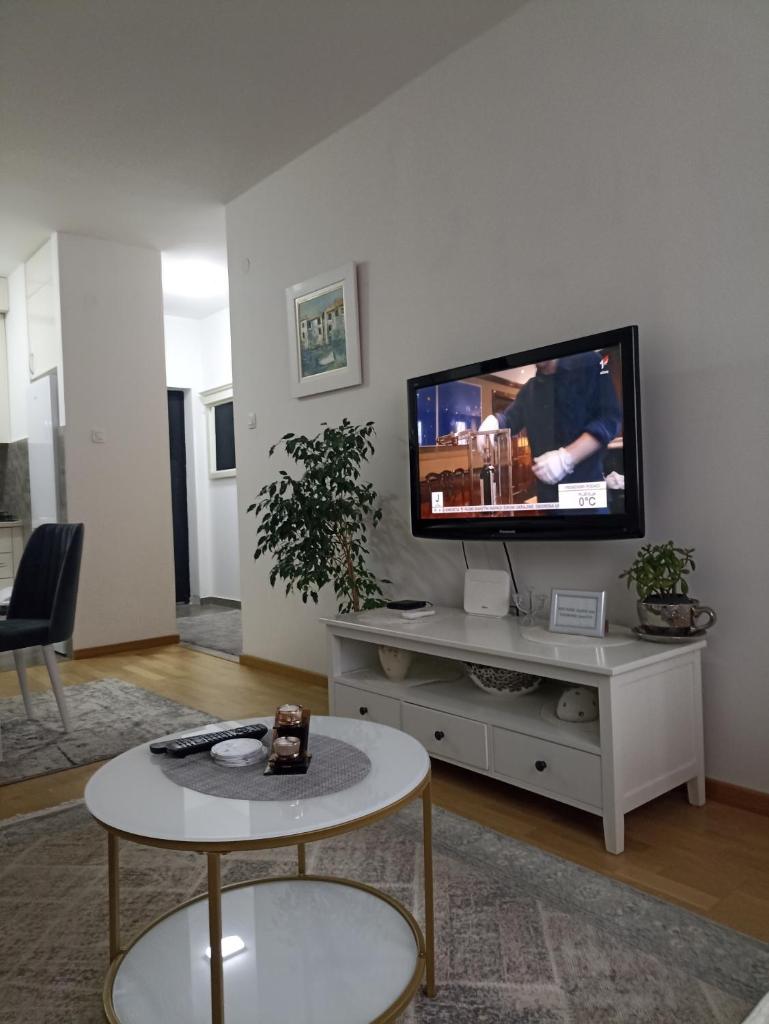 Lovely apartment - Ljupki stan 5