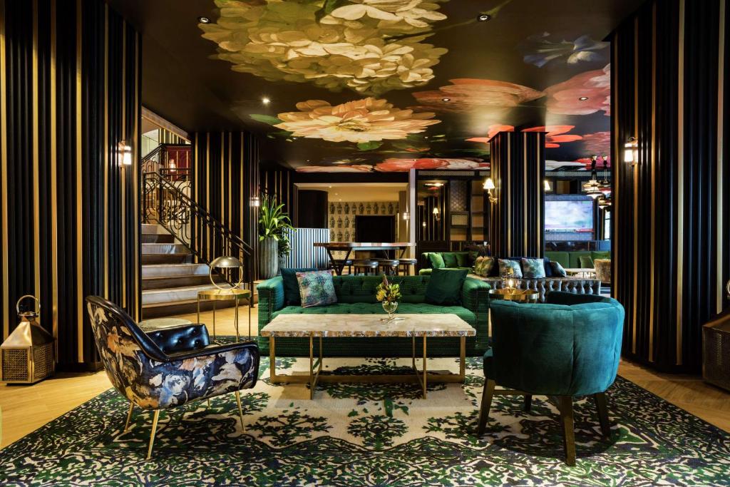 The Starling Atlanta Midtown, Curio Collection by Hilton Image