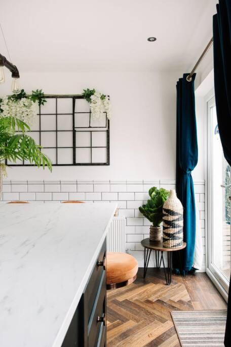 Modern & Stylish Home in the Heart of Belfast 7
