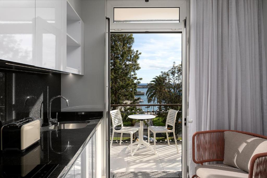 King David Suites by Homie 7