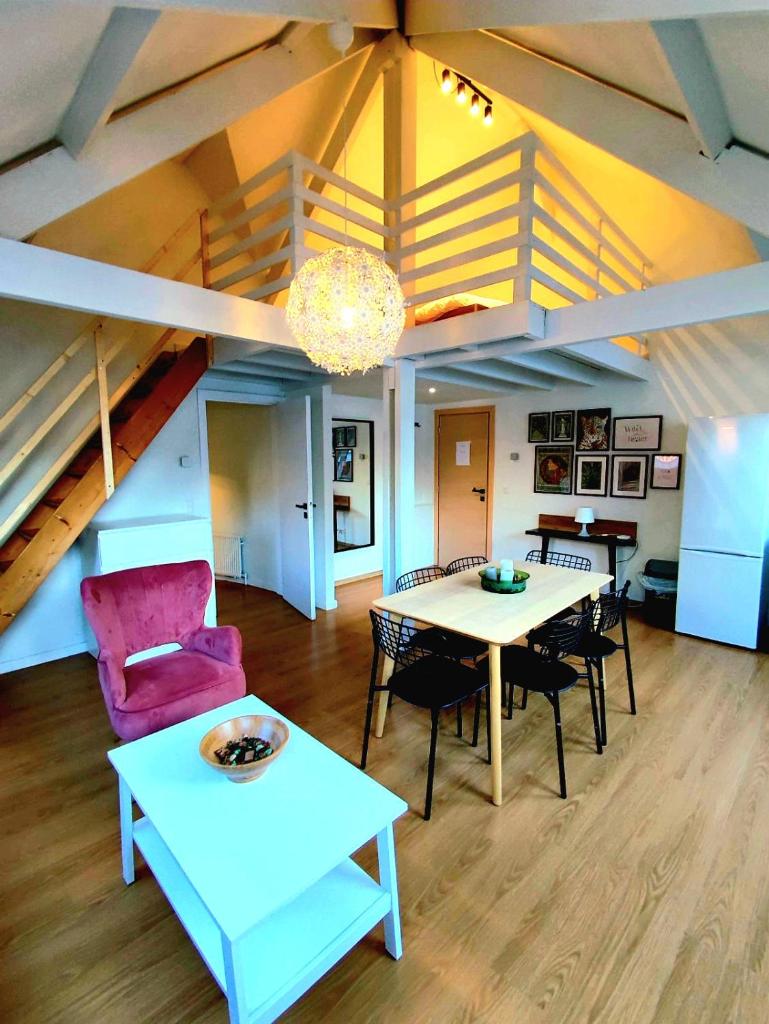 QUARTIER LOUISE STUDIOS 7