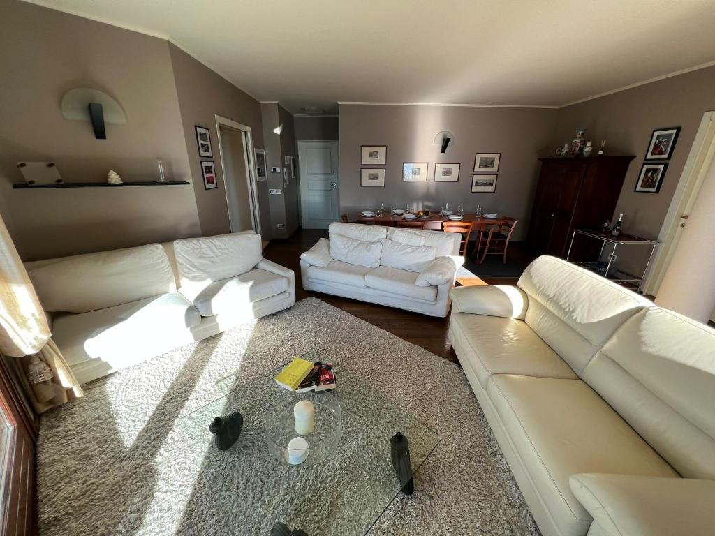 Photo de la galerie de l'établissement Pellegrini Boutique Villa Lake View, à Verbania