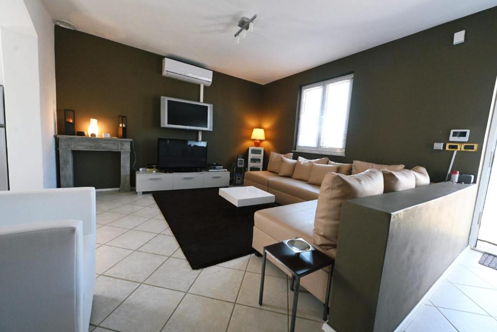 Apartment House Isabel 5