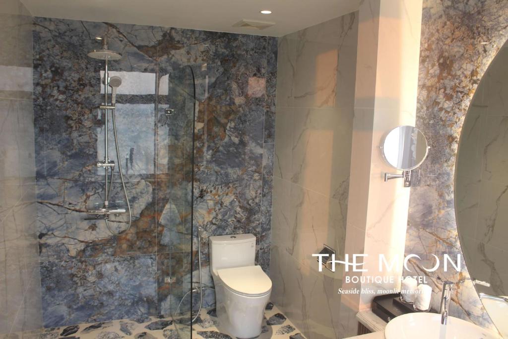 The Moon Boutique Hotel Cat Ba