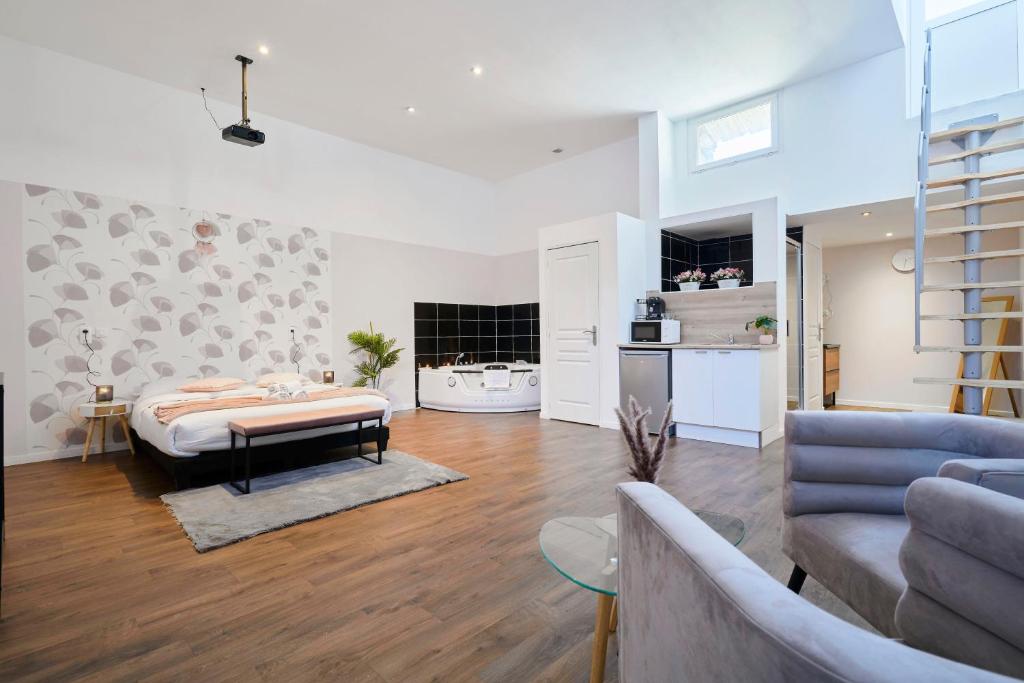 NG Prestige - Nain - Suite Spa Privatif - Jacuzzi - Netflix - Projecteur 2