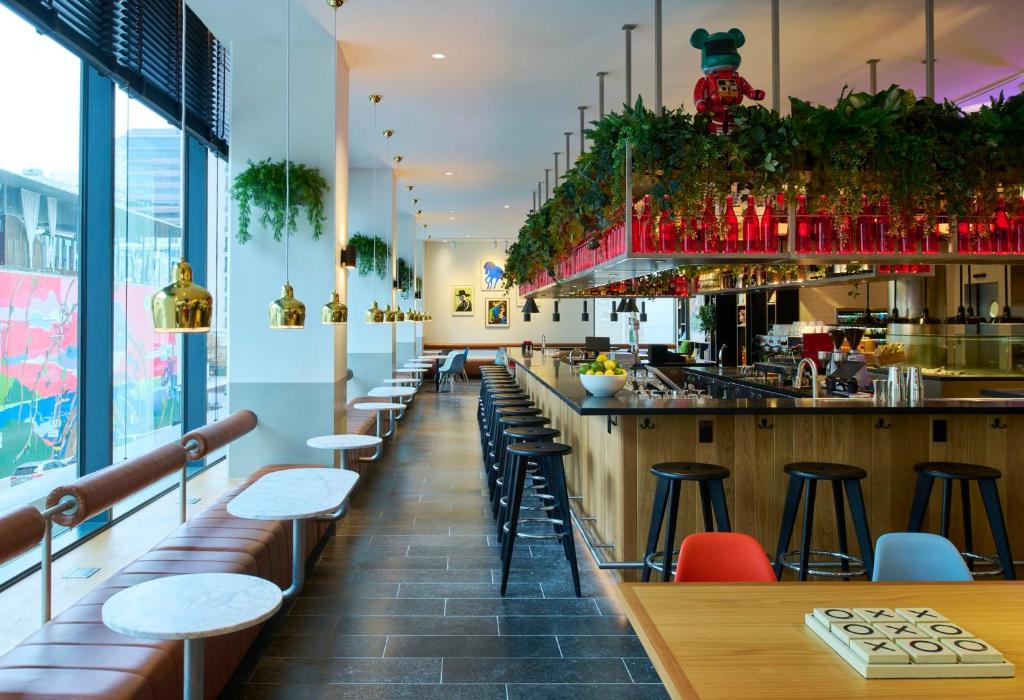citizenM Austin Downtown Image