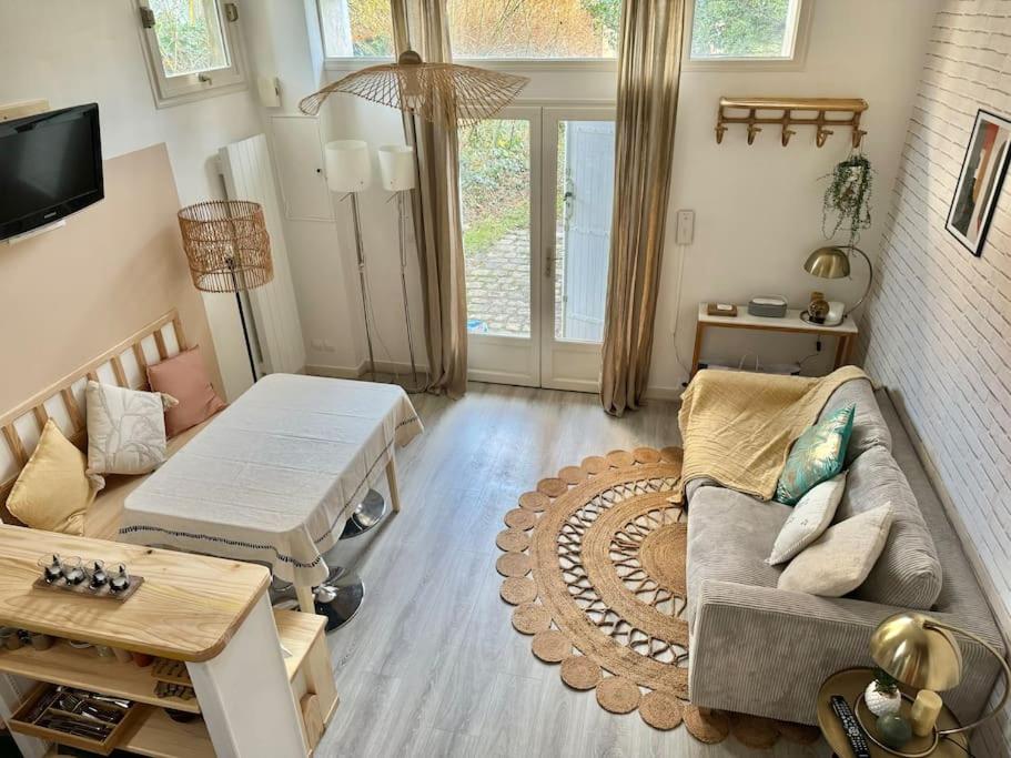 Cosy Maisonette Versailles 5