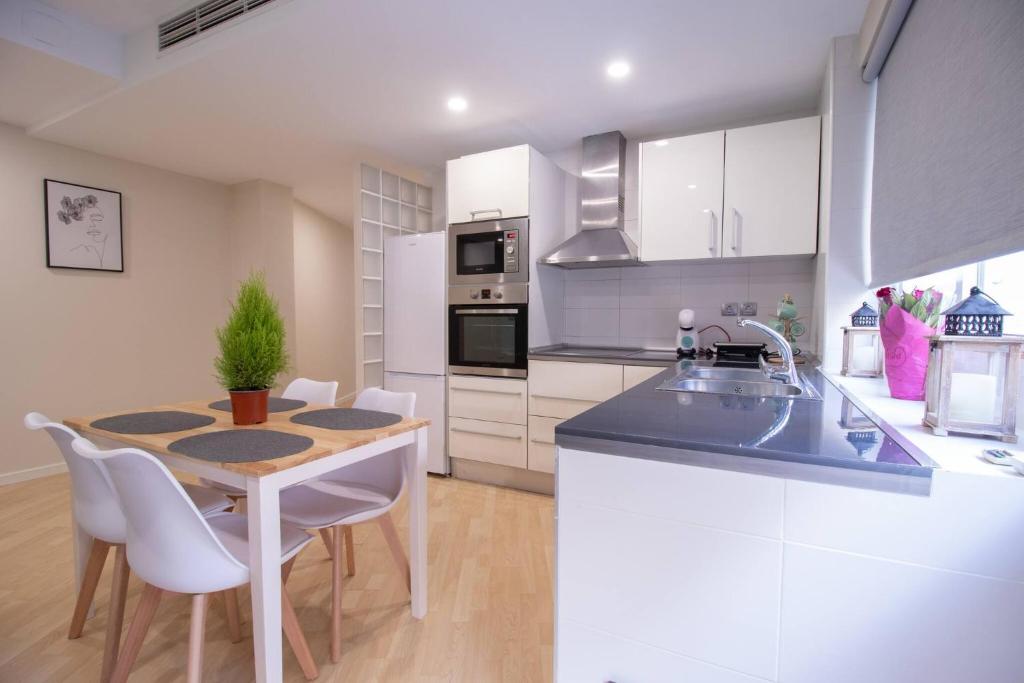 Old Town Flat by Concept Flats 4