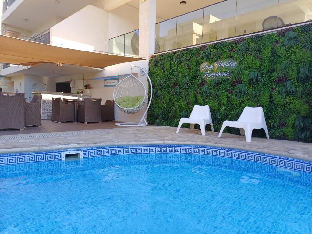 King's Holiday Apartments 2