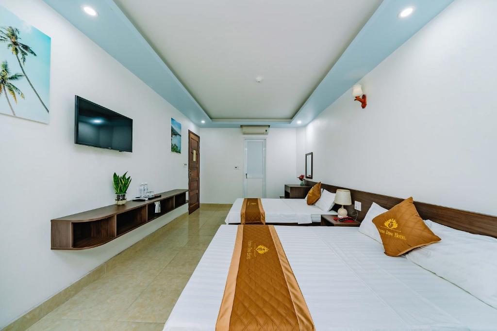 Phương Đông Hotel