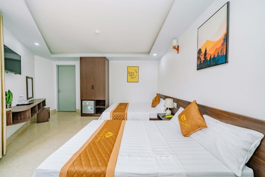 Phương Đông Hotel