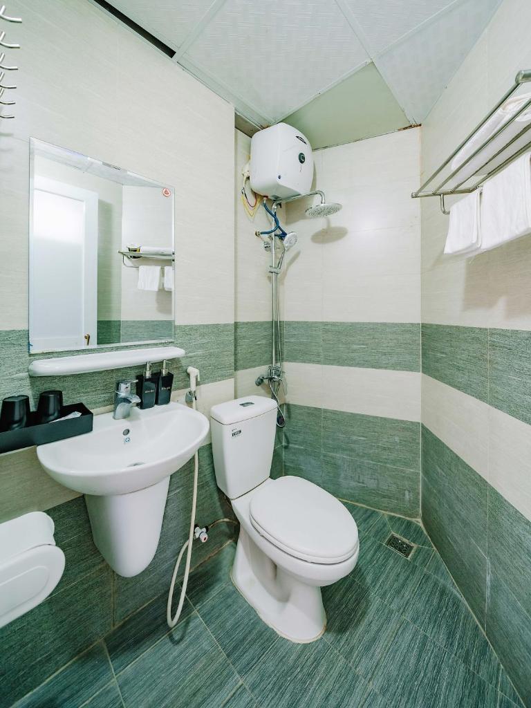 Phương Đông Hotel