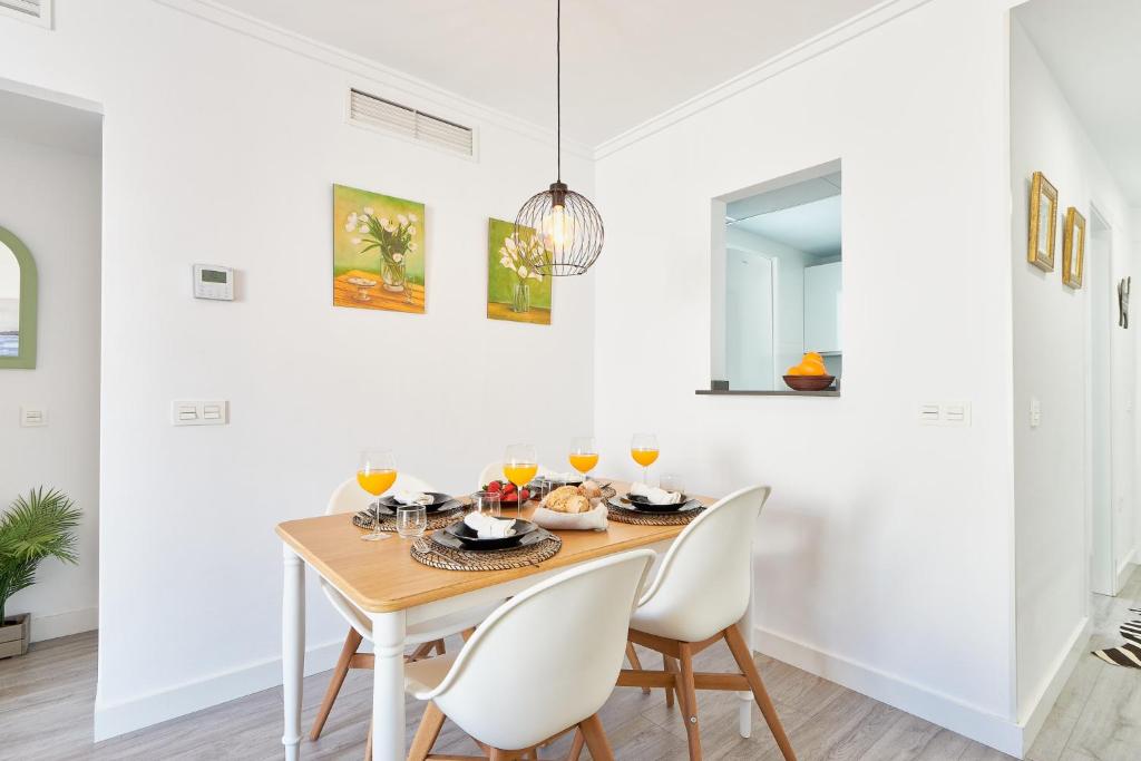 Nice Apartment Huelin 8