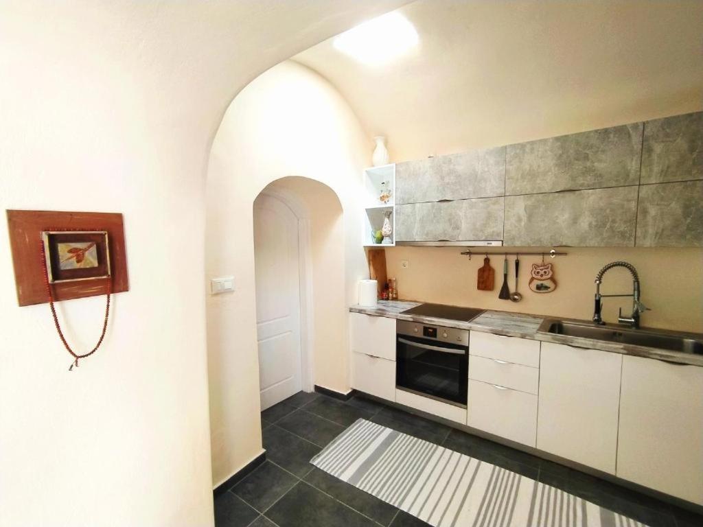 Dream Home- Santorini Cave House 8