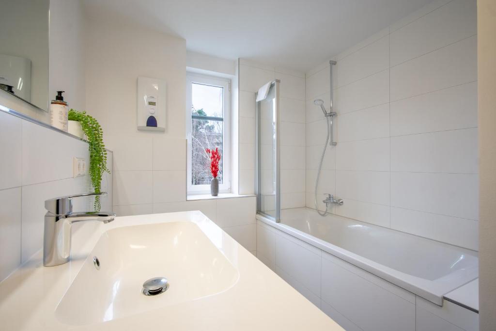 CoView - Design Apartment - 2 Schlafzimmer - Küche - Highspeed Wlan 3