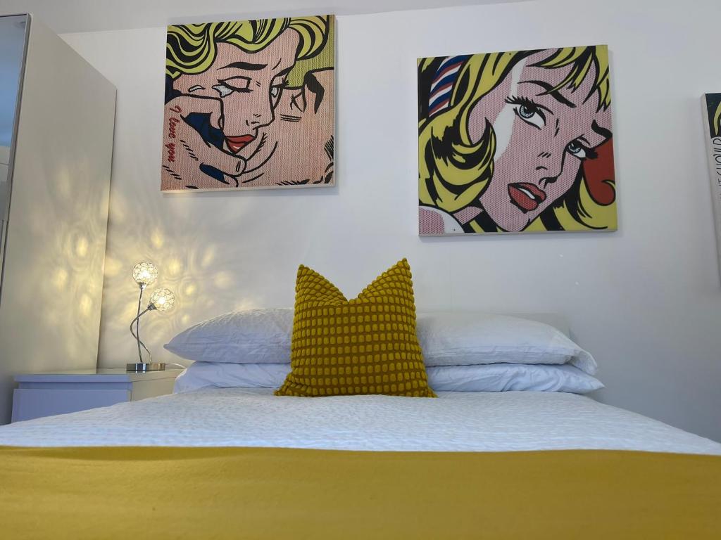 Vibrant Apartments Close to City Centre 6