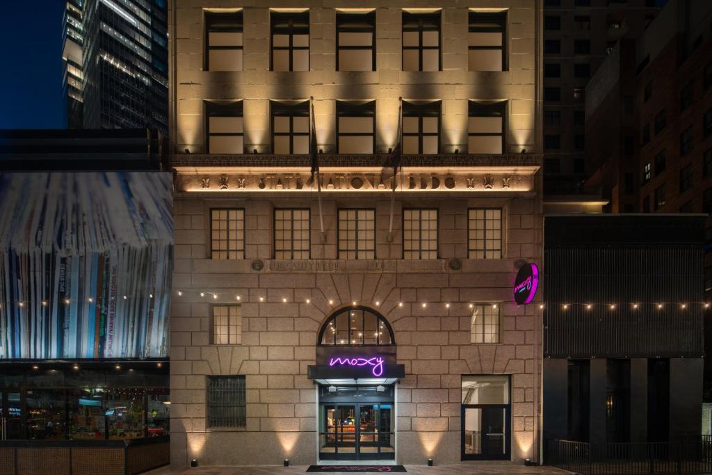 Moxy Houston Downtown Image