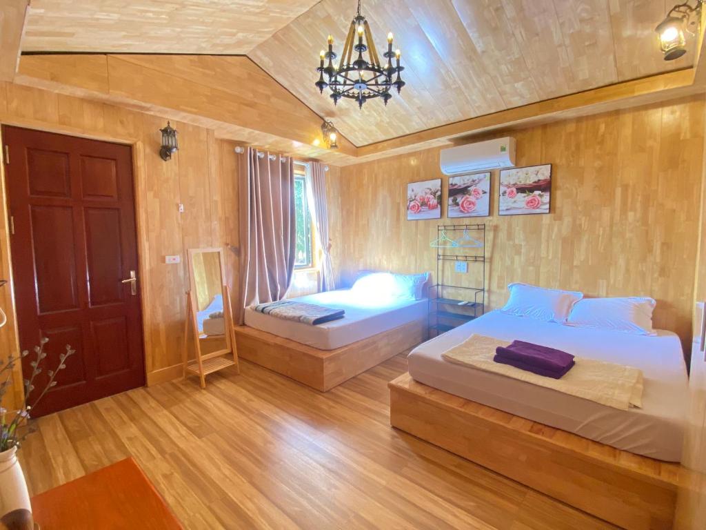 CatBa Tropicana Homestay