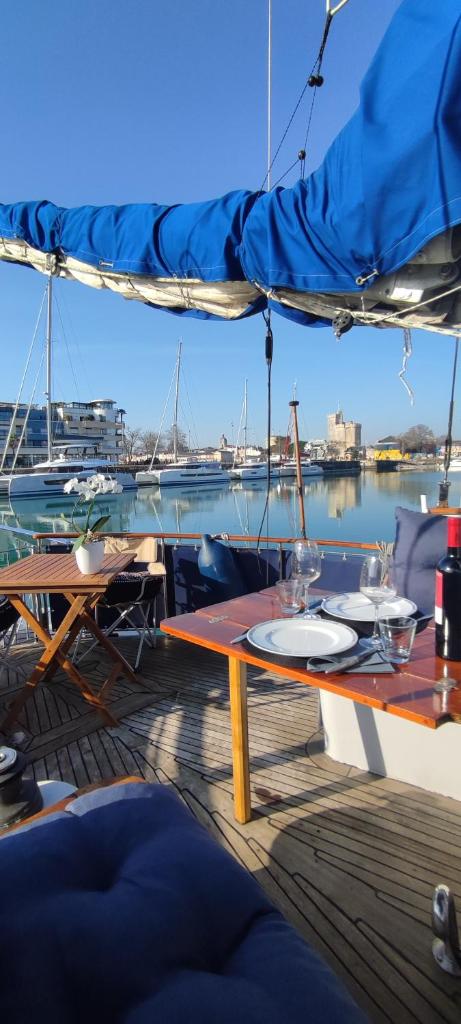 Photo de la galerie de l'établissement Barkas, à La Rochelle 10 autres photos