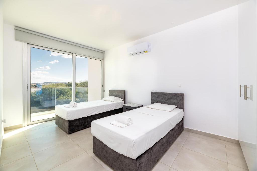 PROTARAS HEIGHTS 3